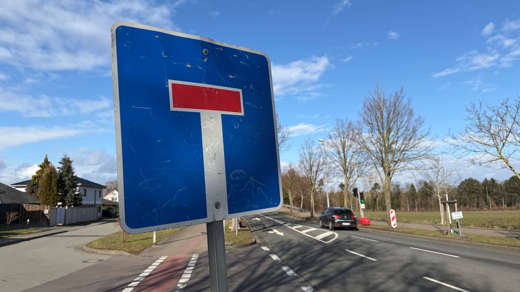 In Magdeburg sorgen Leitungsarbeiten der SWM für Verkehrseinschränkungen. Ein Ende ist erst im März abzusehen. 