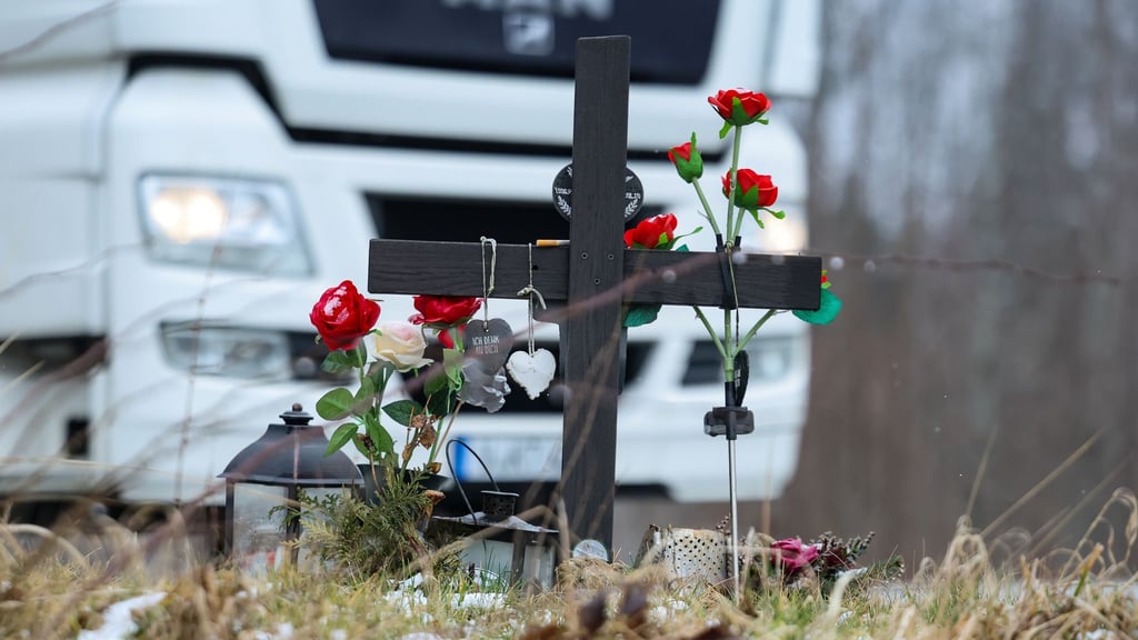 2.814 Menschen starben im letzten Jahr auf Deutschlands Straßen. (Symbolbild)