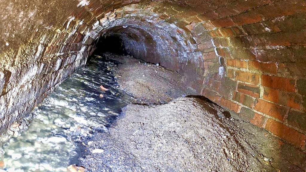 So sieht der Mischwasserkanal unter der Schloßstraße aus. 