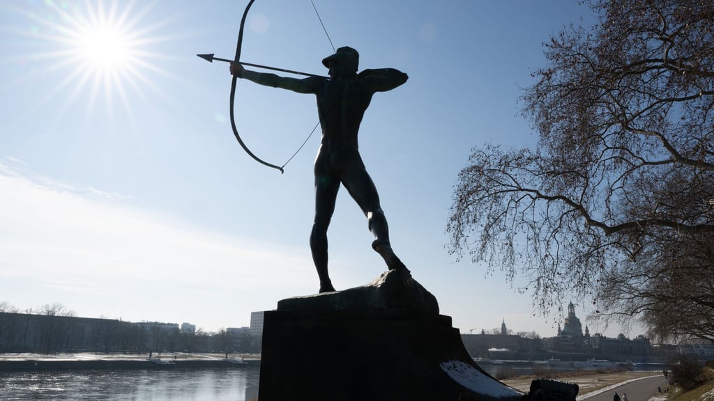 Nach der Schneeschmelze gibt es für die Flüsse in Sachsen derzeit keine Hochwasserwarnungen (Archivbild).