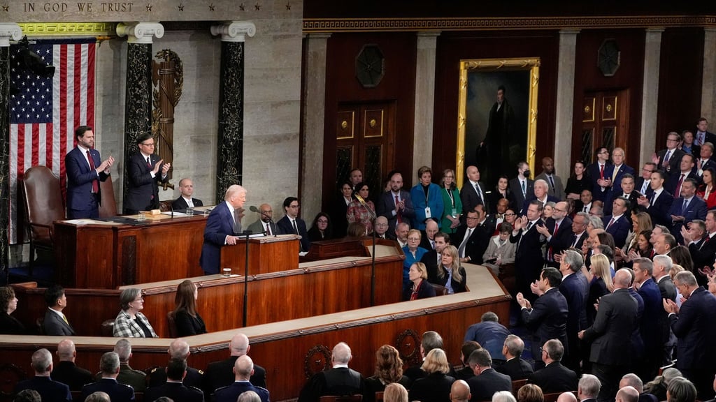 Dutzende Demokraten wollen der traditionellen Rede in diesem Jahr fernbleiben.