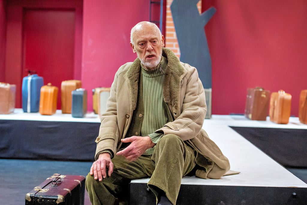 Der Wahl-Brüsseler Hansjörg Schnaß singt Schuberts Liederzyklus „Winterreise“ an zwei Abenden im Naumburger  Theater.  