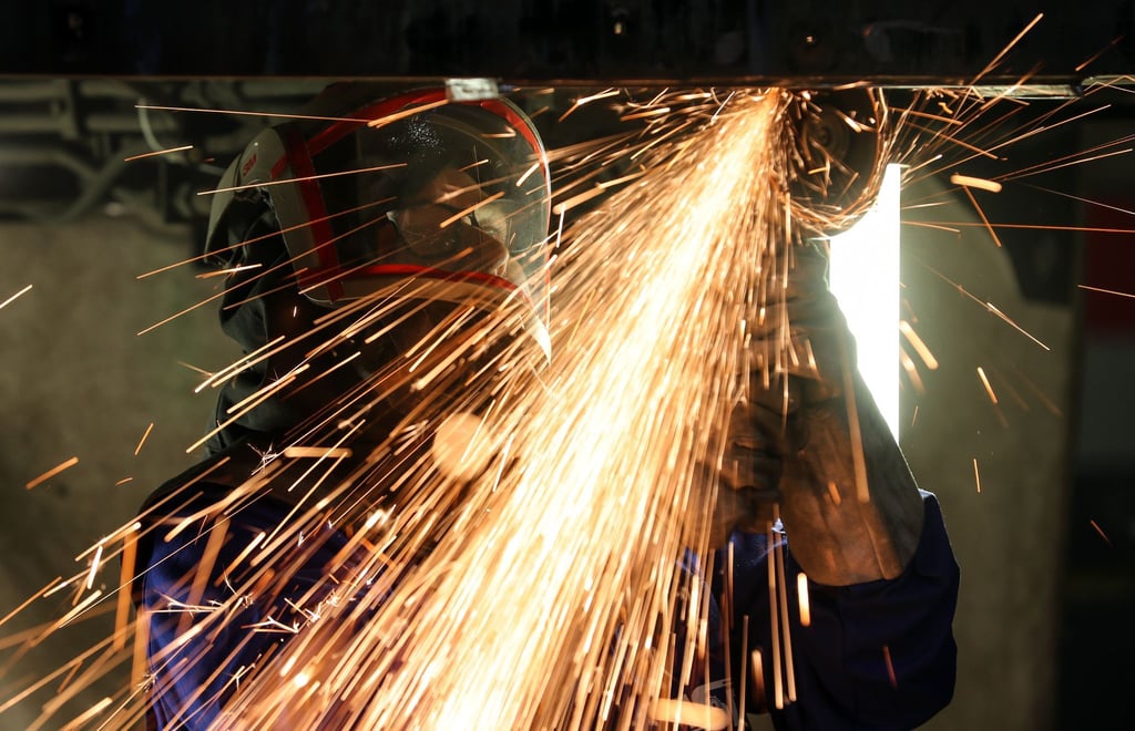 Im Handel, in der Industrie und im Bau bewerten die Unternehmen die wirtschaftliche Lage pessimistisch. (Archivbild)