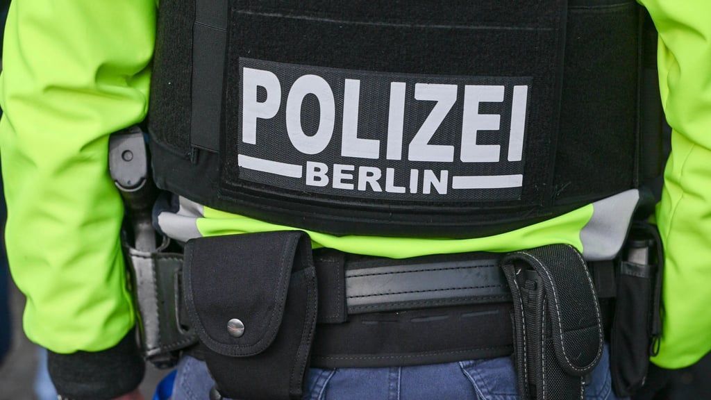 Die Polizei nahm den Tatverdächtigen in Gewahrsam.