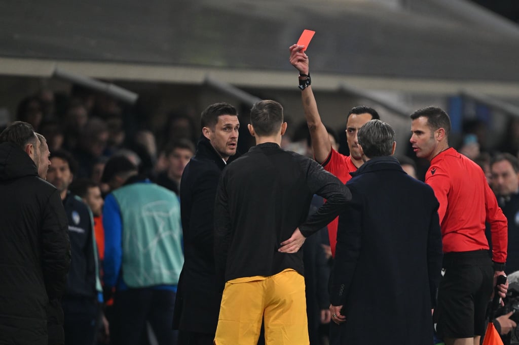 Sah die Rote Karte: Nico Schlotterbeck.