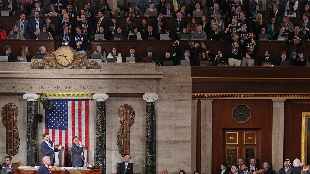 Trump will dem Torhüter des Eishockeyteams der USA die höchste zivile Auszeichnung der USA, die „Freiheitsmedaille des Präsidenten“, verleihen.