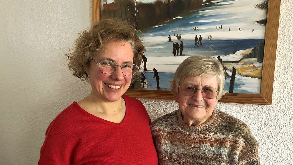 Jana Dammann (links) und  Gudrun Seidig von der Selbsthilfegruppe Morbus Bechterew  aus Dessau. Neue Interessenten, sagen sie, können sich gerne anschließen. 