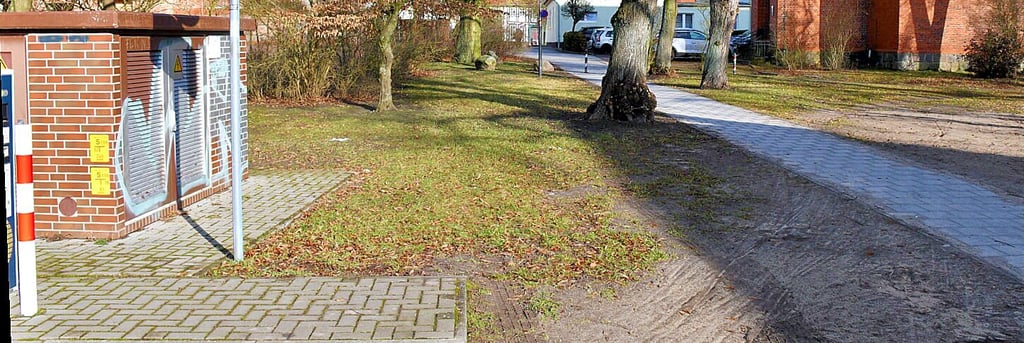 Auf dieser Grünfläche könnte ein Jugendtreffpunkt entstehen. 