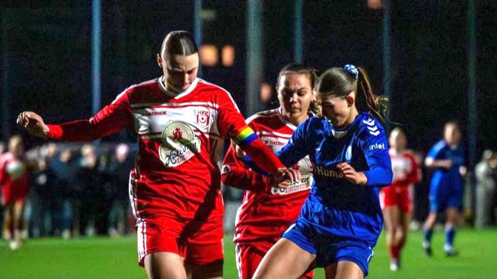 Im Frauen-Landespokal-Viertelfinale traf der Hallesche FC und der 1. FC Magdeburg aufeinander - mit dem besseren Ende für den FCM.