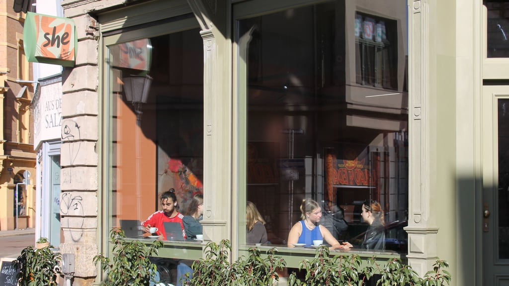 Das Café „she“ am Hallmarkt hatte am Donnerstag seinen Eröffnungstag. 