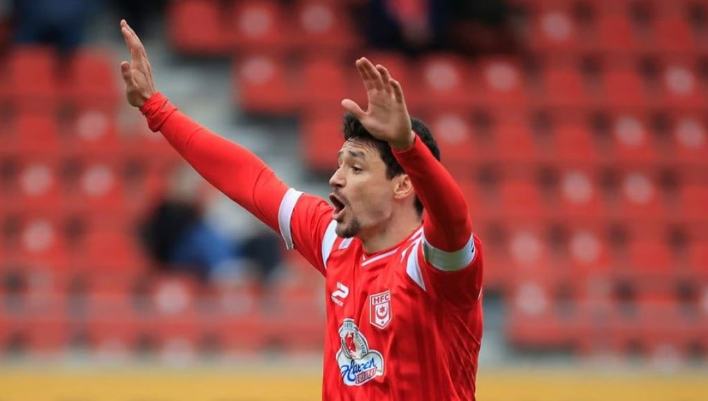 Niklas Landgraf dirigiert jetzt als Sechser beim HFC.