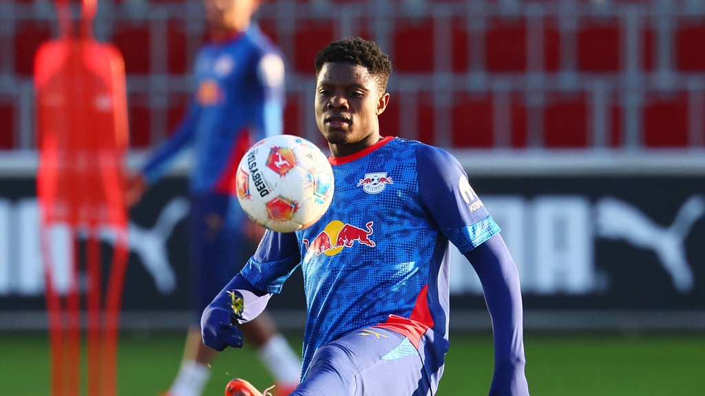 Suleman Sani trainiert wieder mit RB.