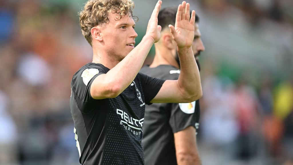 Gladbachs Offensivspieler Hack steht wieder im Mannschaftstraining, ein Einsatz kommt aber noch zu früh. (Archivbild)