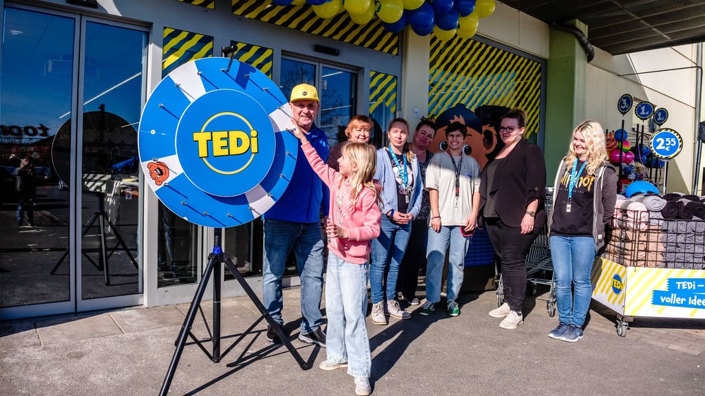 Tedi feiert die Neueröffnung in der Berliner Chaussee in Wittenberg mit Glücksrad und Aktionen.