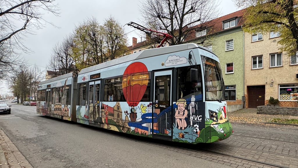 Die Halberstädter Straßenbahn sowie die Busse der Halberstädter Verkehrsgesellschaft (HVG) und der Harzer Verkehrsbetriebe (HVB) rollen am Freitag, 27. Februar, ohne streikbedingte Einschränkungen. 