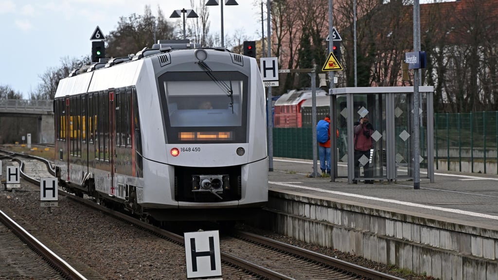 Der Salzlandkreis ist von den Warnstreiks im ÖPNV nicht betroffen. Hier sollen Busse und Bahnen wie gewohnt fahren.