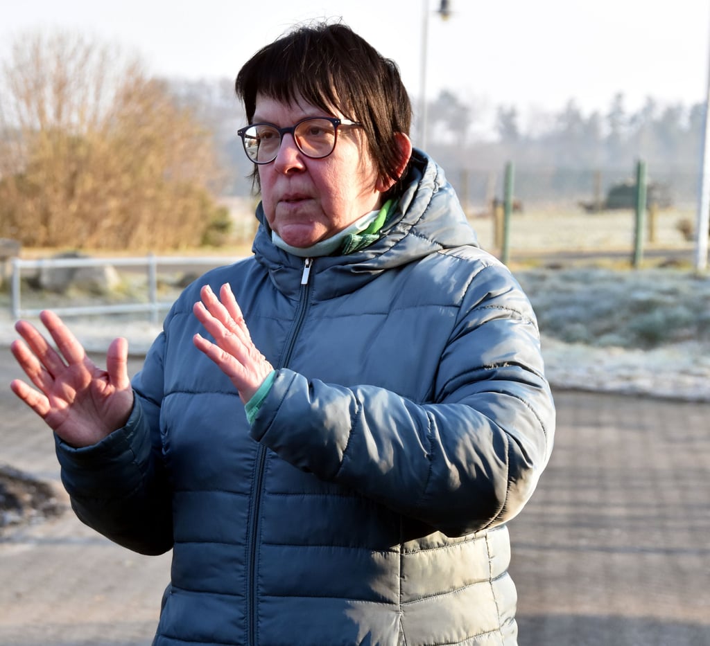 Sabine Wieter, zweite Vorsitzende des Umweltvereins Flechtinger Höhenzug/Drömling, setzt sich für den Erhalt des Waldes ein.