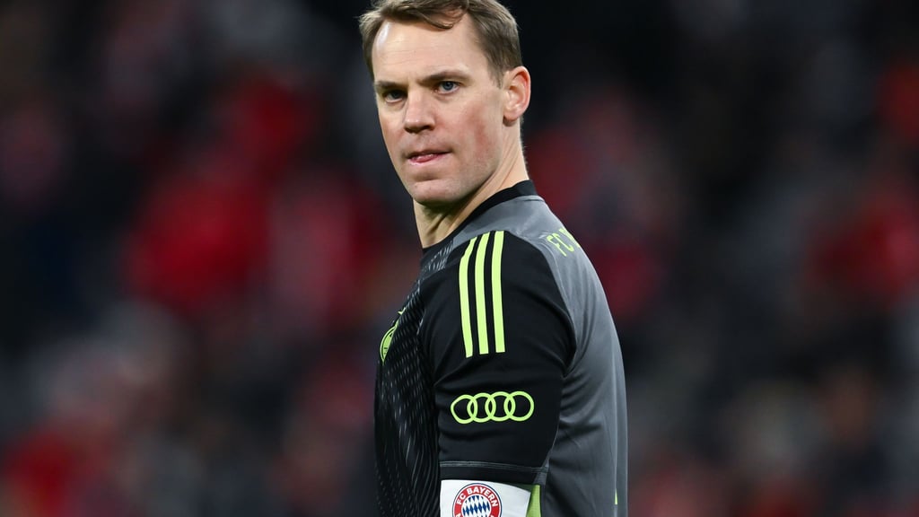 Kann Manuel Neuer gegen den BVB spielen? (Archivbild)
