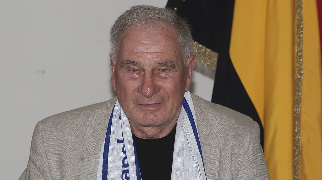 Siegmund Mewes zählte zur Legenden-Truppe und feiert 2026 seinen 75. Geburtstag.