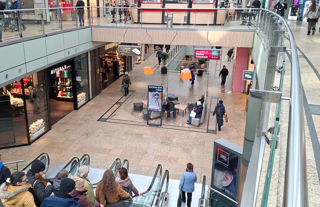 Das Allee-Center ist ein Anker in der Innenstadt in Magdeburg. 150 Shops laden zum Einkaufen ein.