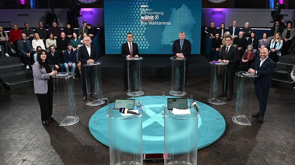 In der SWR-„Wahlarena“ trafen die sechs Spitzenkandidatinnen und Spitzenkandidaten der Parteien mit Aussicht auf Sitze im Landtag aufeinander.