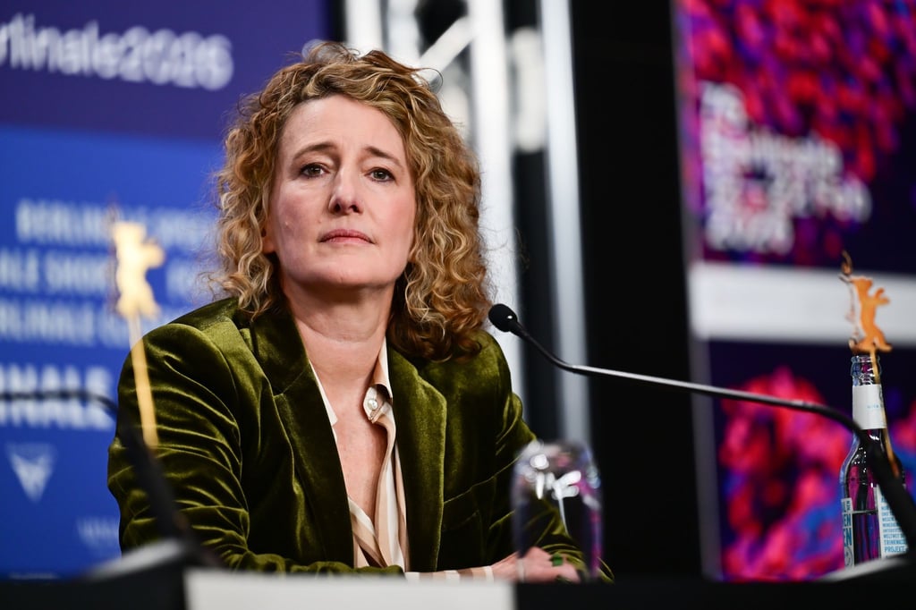 Kanzler Friedrich Merz (CDU) ruft in der Debatte über die Zukunft der Berlinale und ihrer Chefin Tricia Tuttle zu respektvollem Umgang und einer raschen Klärung auf.