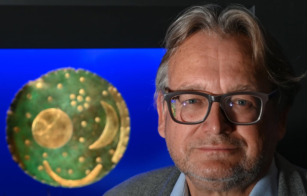 Zu Beginn von Harald Mellers Tätigkeit als Landesarchäologe konnte die Himmelsscheibe von Nebra gerettet werden. Heute ist sie weltberühmt. (Archivbild)