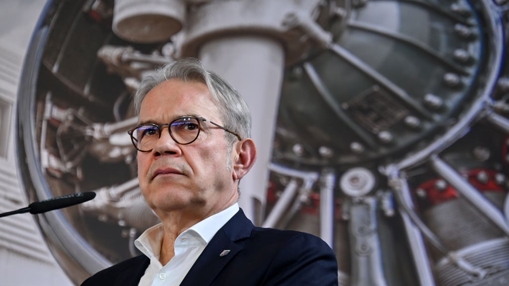 Thüringens Innenminister Georg Maier (SPD) spricht sich für Verbotsverfahren gegen AfD-Landesverbände aus. (Archivbild)