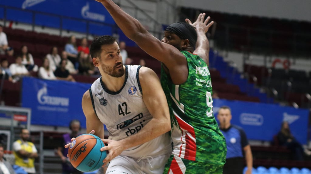 Nemanja Djurusic soll mit seiner Erfahrung im Kampf um den Klassenerhalt schnell helfen.