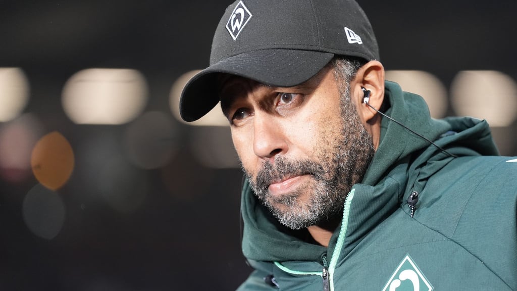 Steht mit Werder unter Druck: Trainer Daniel Thioune. (Archivbild)