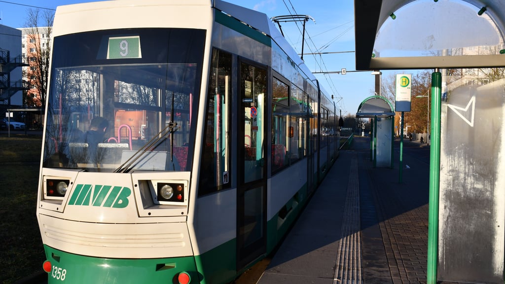 Die Magdeburger Verkehrsbetriebe MVB werden bestreikt. Die Linie 9 ist allerdings im Rahmen eines Notfahrplans im Einsatz. 