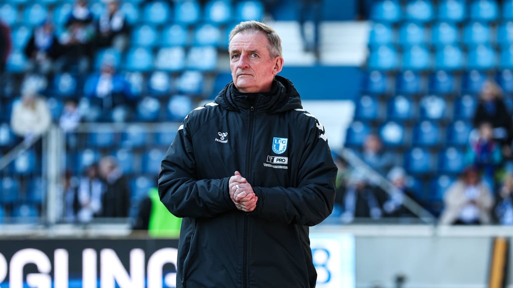 Petrik Sander hofft auf den ersten Heimsieg nach drei Niederlagen im eigenen Stadion.