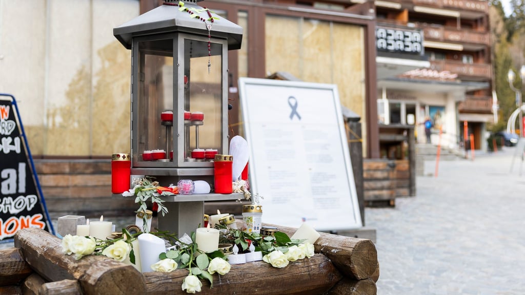 Für Überlebende und Angehörige ist nichts, wie es vor der Brandnacht von Crans-Montana war. (Archivbild)