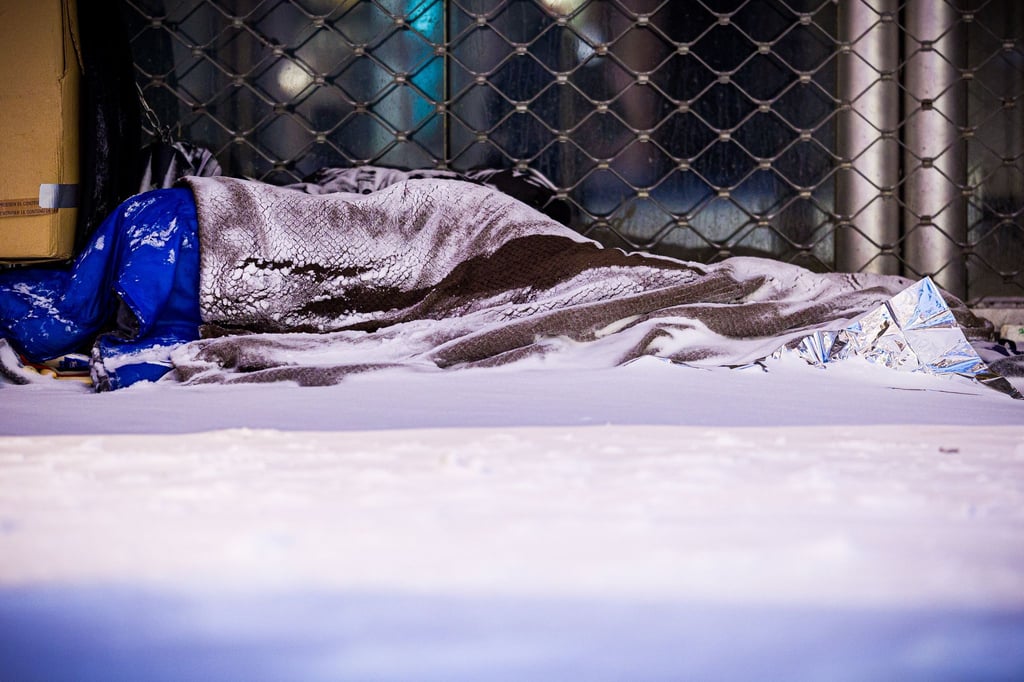 Wer diesen Winter auf der Straße ausharrt, muss bei eisigen Temperaturen ums Überleben kämpfen. (Archivbild)