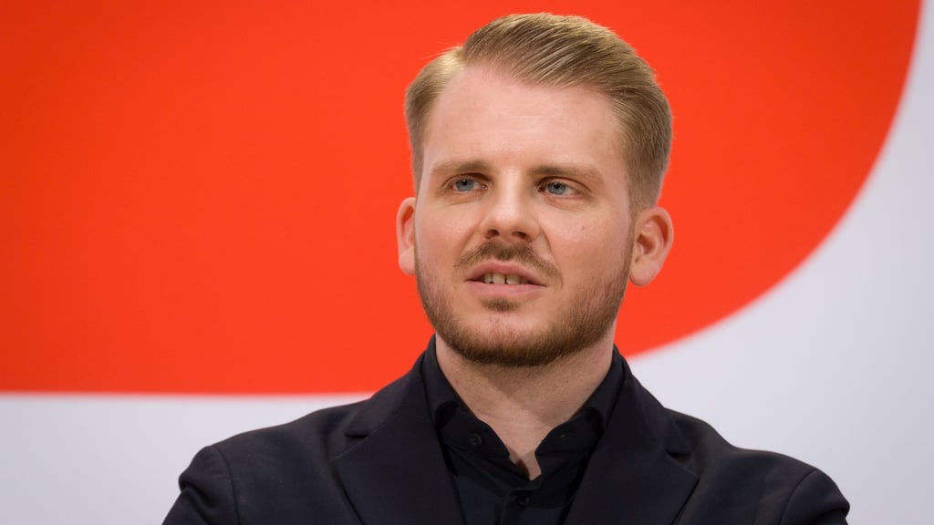 SPD-Generalsekretär Tim Klüssendorf sieht weiterhin Chancen für ein AfD-Verbotsverfahren. (Archivbild)