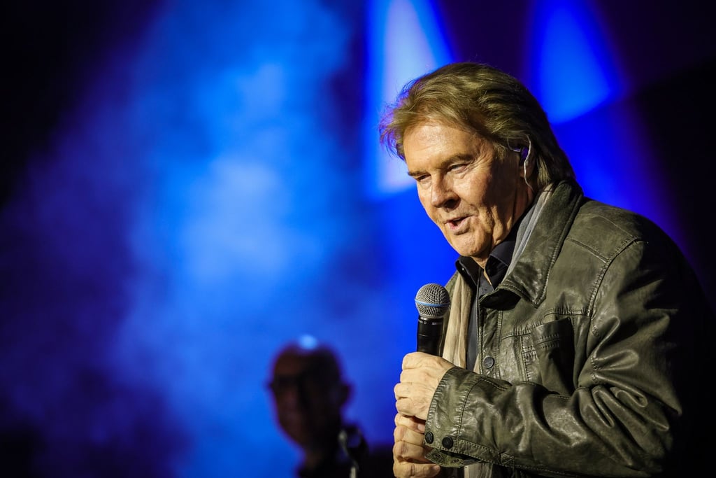 Als frisch gekürter Album-Charts-Spitzenreiter auf der Bühne: Howard Carpendale.