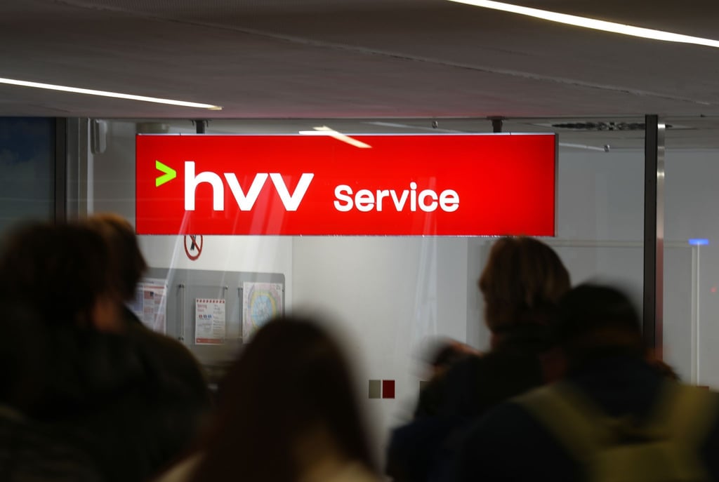 Mehr als 1,1 Milliarden Fahrten zählte der Hamburger Verkehrsverbund vergangenes Jahr. (Archivbild)