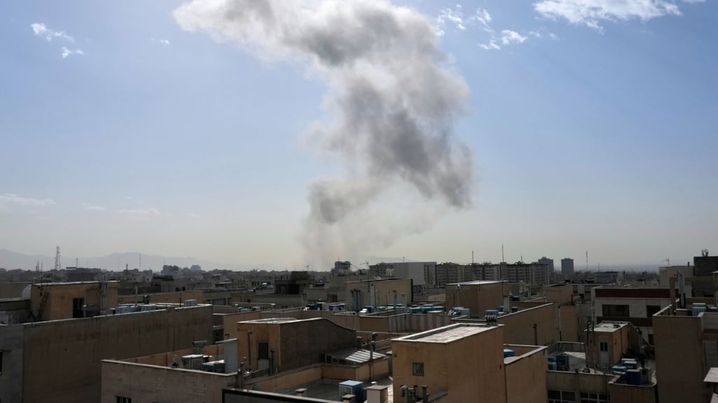 Aus Teheran wurden Explosionen gemeldet.