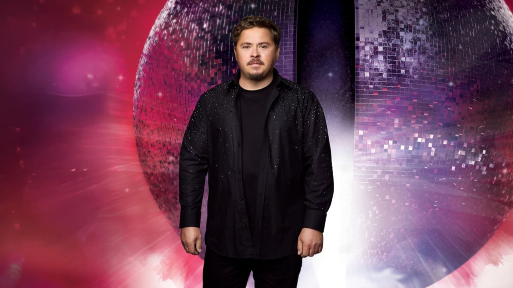 Gustav Schäfer ist Schlagzeuger der Band „Tokio Hotel“ und lebt in Magdeburg. 2026 nimmt er an der Tanz-Show „Let's dance“ teil. 