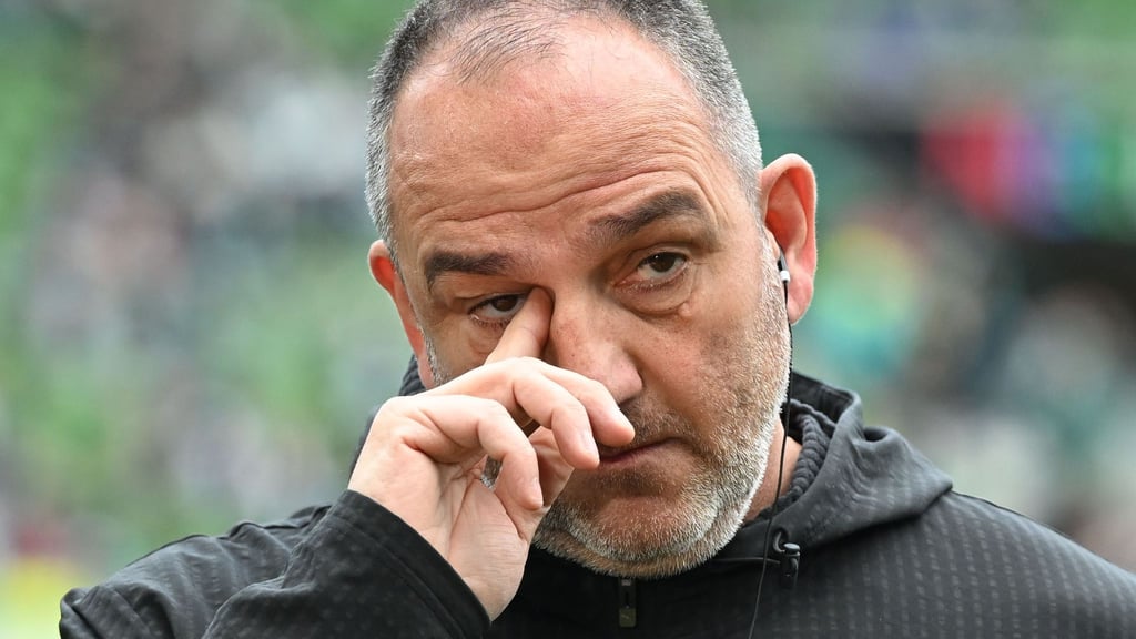 Gibt sich keinen Illusionen hin: Heidenheims Trainer Frank Schmidt.