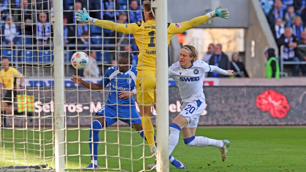 Nach wenigen Sekunden ließ Richmond Tachie das 1:0 für den 1. FC Magdeburg liegen.