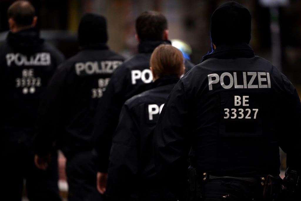 „Angesichts der aktuellen Entwicklungen im Nahen Osten beobachten wir die Lage sehr genau und stehen in engem Austausch mit den zuständigen Sicherheitsbehörden“, schreibt die Berliner Polizei auf X. (Symbolbild)