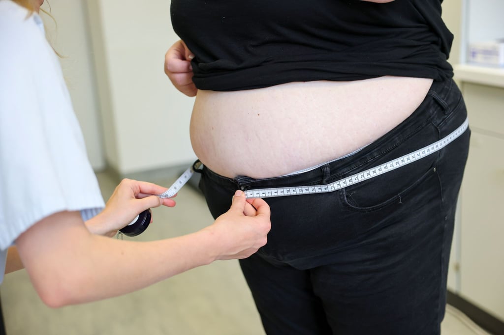 Laut AOK haben elf Prozent der Bevölkerung in Niedersachsen eine Adipositas-Diagnose. (Symbolbild)