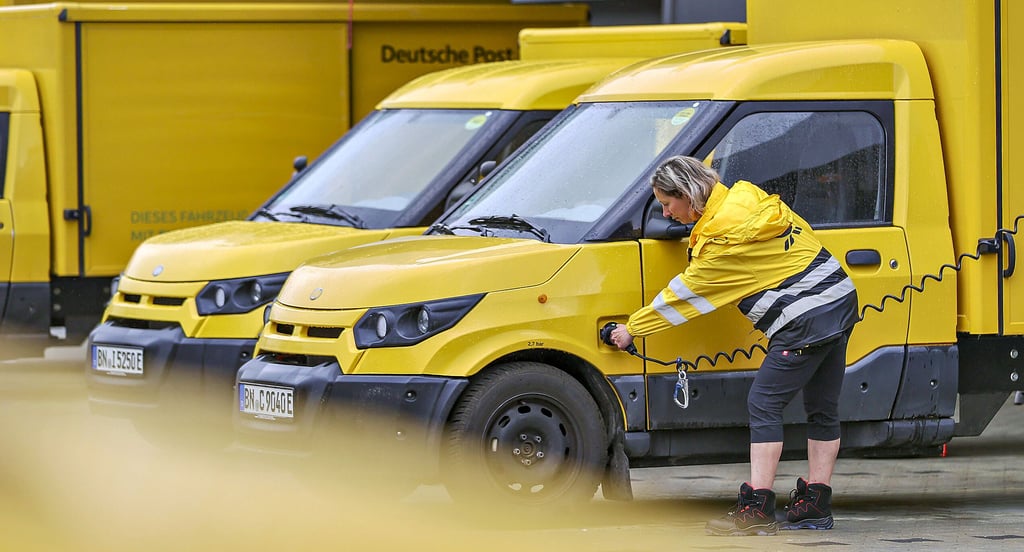 Die DHL Group beabsichtigt, ein Grundstück in Schönebeck zu kaufen und  einen neuen Zustellstützpunkt zu errichten. Ähnliche Pläne wurden von dem Unternehmen vor in paar Jahren schon mal ins Spiel gebracht.