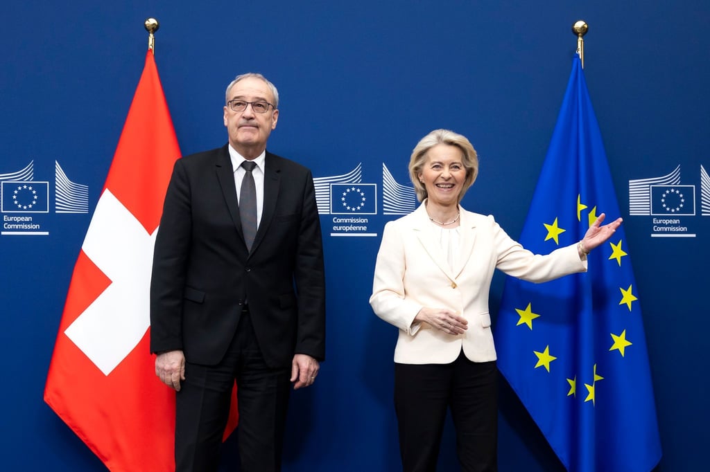 Unterzeichneten die Abkommen in Brüssel: EU-Kommissionspräsidentin Ursula von der Leyen und Guy Parmelin, Bundespräsident der Schweiz.