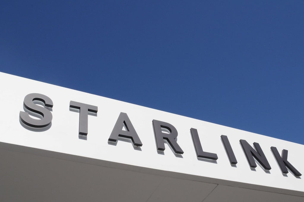 Ein Starlink-Marketingpavillon beim Mobile World Congress 2024.