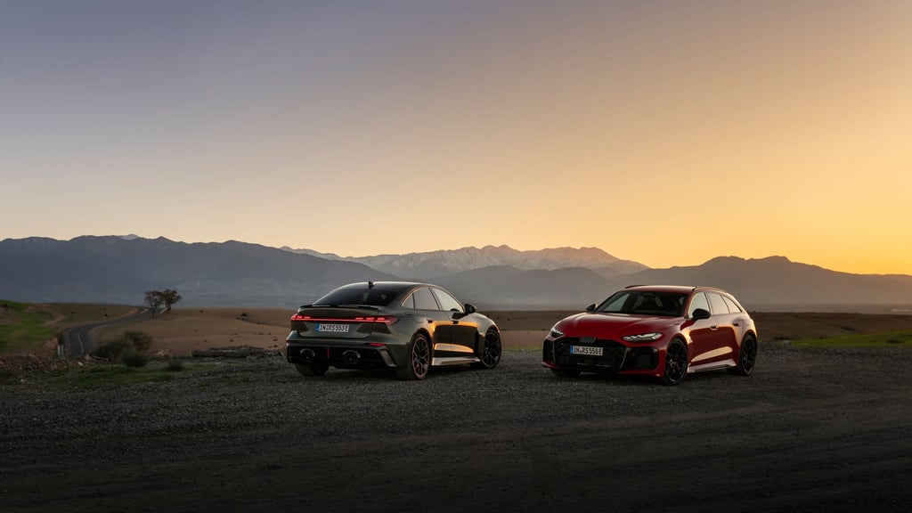 Kraftvoller Doppelpack: Zum Sommer bietet Audi den RS5 als Limousine und Kombi Avant (rechts) an.