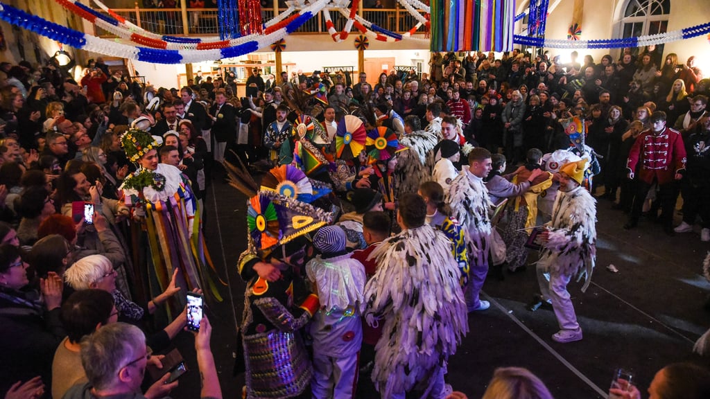 Spergauer Lichtmeß am Abend auf dem Saal Linde
