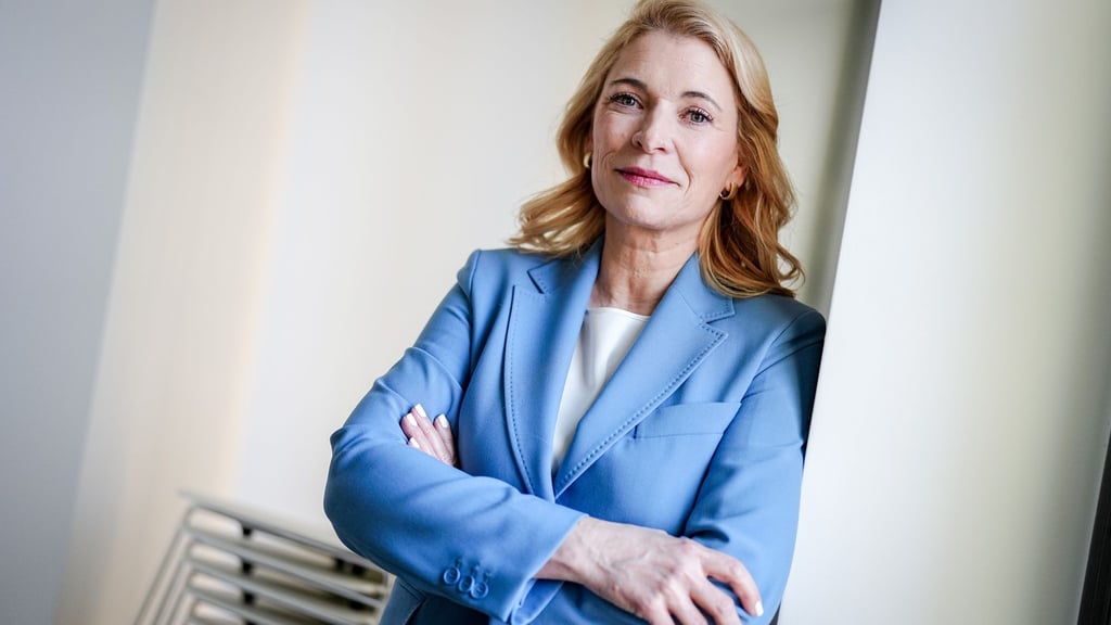 Die Bahnchefin wirbt um Geduld für die grundlegende Sanierung der Schiene. (Archivbild)