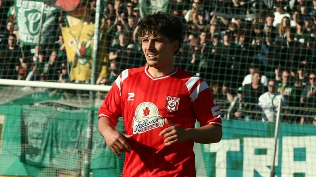 Joscha Wosz erzielte beim Sieg in Leipzig sein zweites Saisontor.